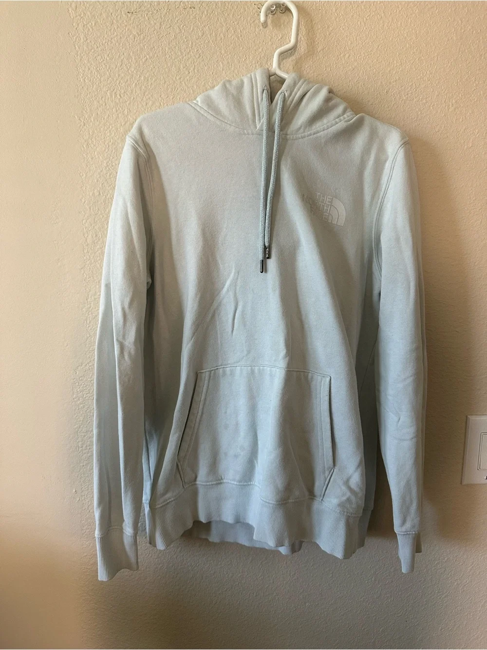 The North Face Light Blue Pullover Hoodie size S/ pre owned 1190